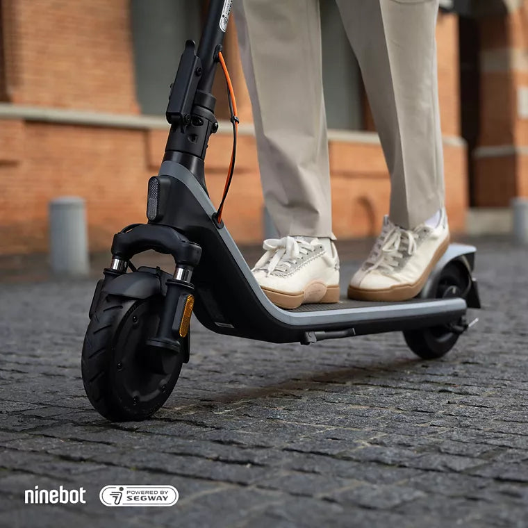 Segway-Ninebot E2 Plus II Trottinette Électrique 300W 220Wh 25km