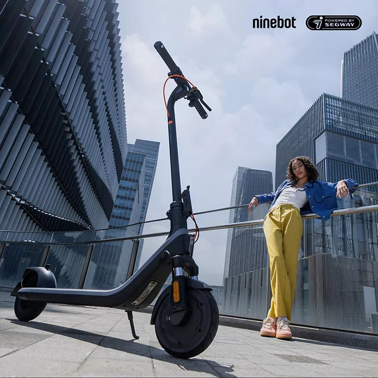 Segway-Ninebot E2 Plus II Trottinette Électrique 300W 220Wh 25km