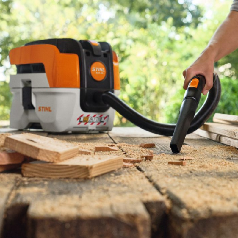 STIHL SEA 50 L Aspirateur eau et poussières à batterie - Corps seul