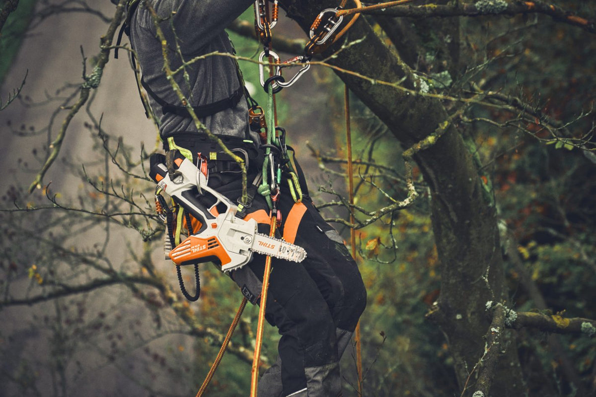 STIHL GTA 40.0 mini tronçonneuse à batterie avec batterie & chargeur - 15 cm