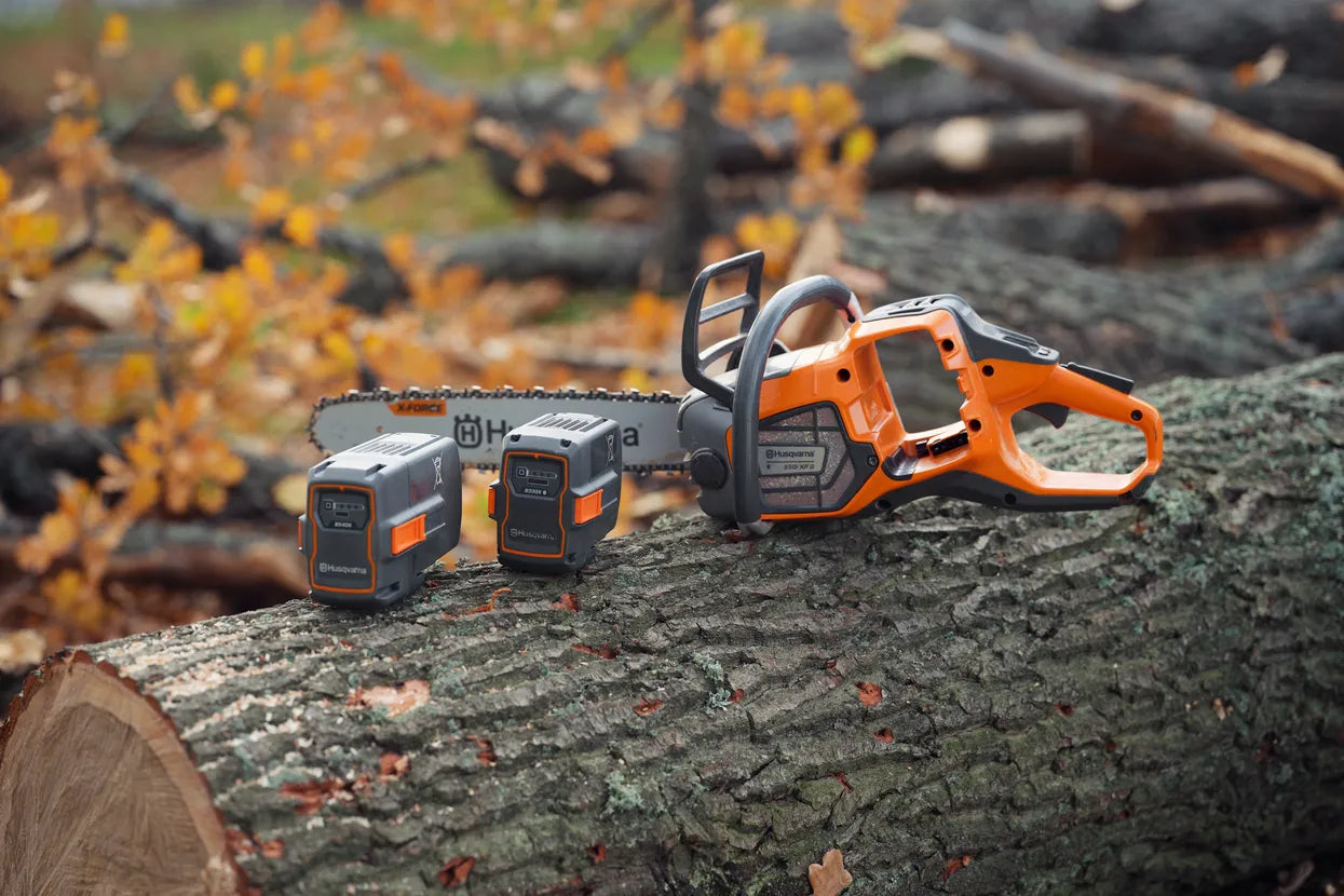 Husqvarna 550i XP® G Tronçonneuse à batterie - 38,1 cm