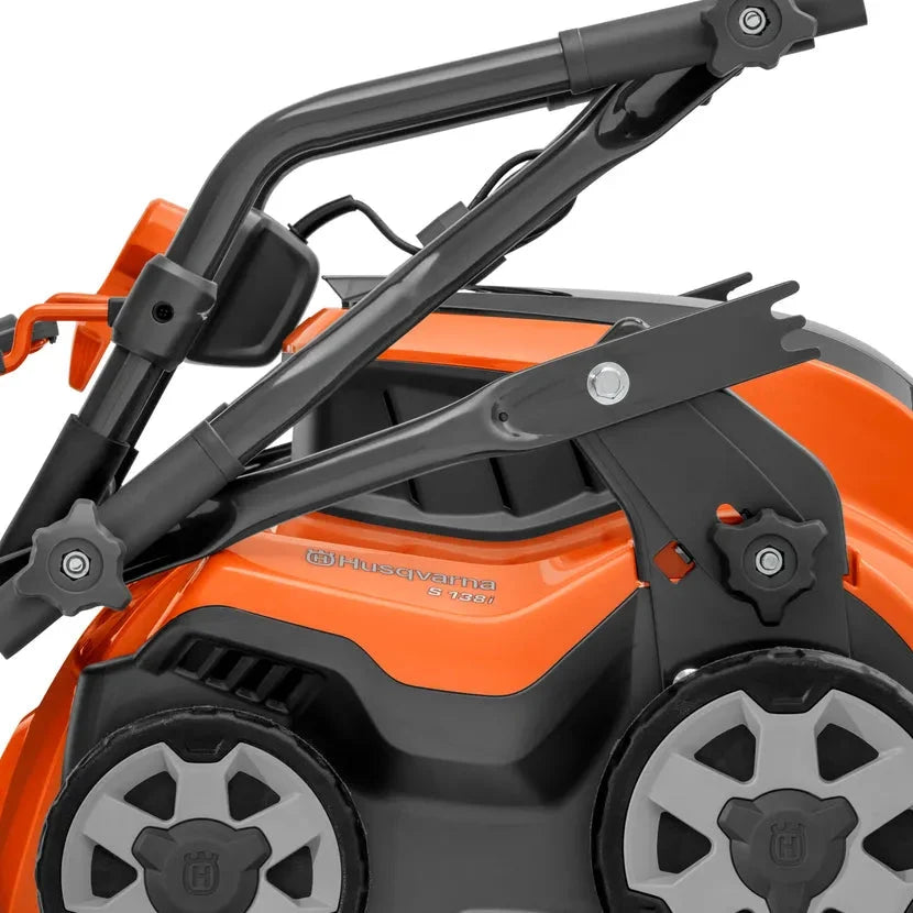 Husqvarna S 138C scarificateur - Largeur de travail 37,5 cm