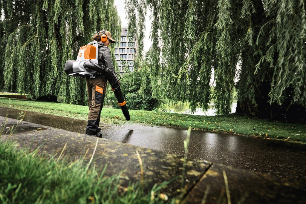STIHL BRA 200 Souffleur à dos à batterie - Machine nue
