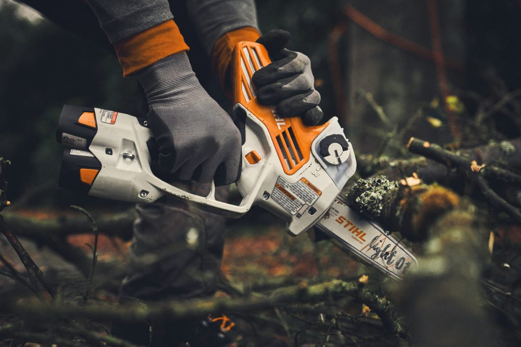 STIHL GTA 40.0 mini tronçonneuse à batterie avec batterie & chargeur - 15 cm