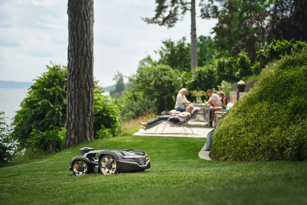 Husqvarna Automower 435X AWD NERA robot tondeuse - largeur de coupe 22 cm