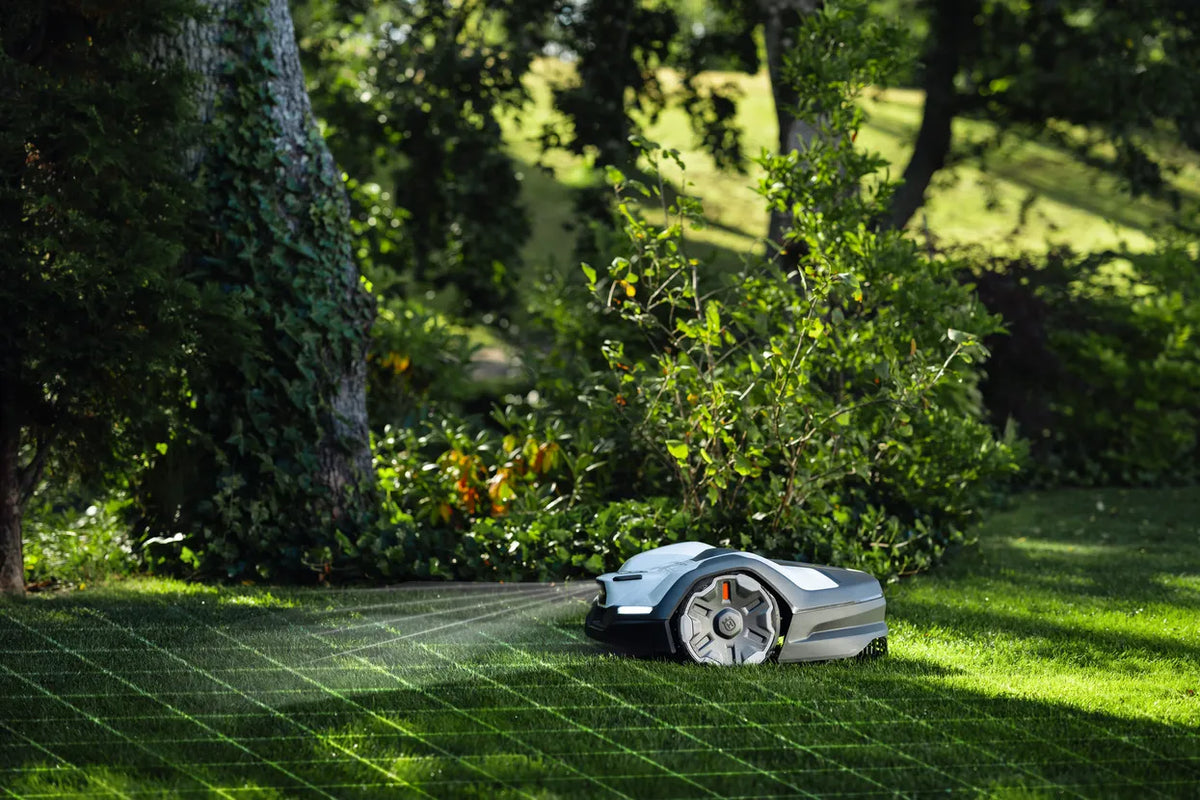 Husqvarna Automower® 410VE NERA robot tondeuse - largeur de coupe 22 cm