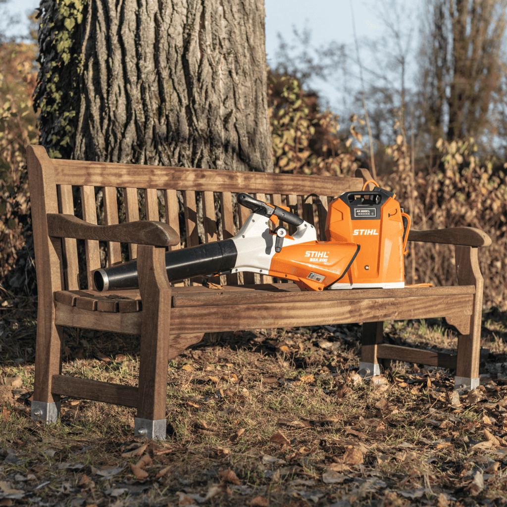 STIHL BGA 200 Souffleur à batterie - Corps avec système de port Confort