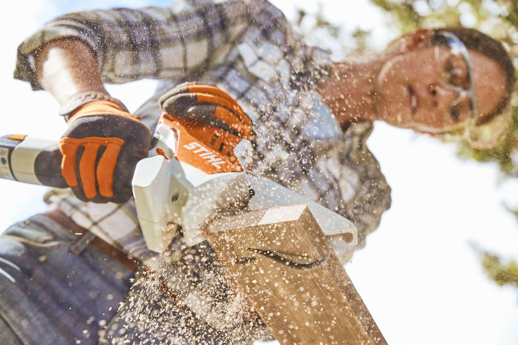 STIHL GTA 26 Scie de jardin à batterie – Batterie et chargeur inclus – 10 cm