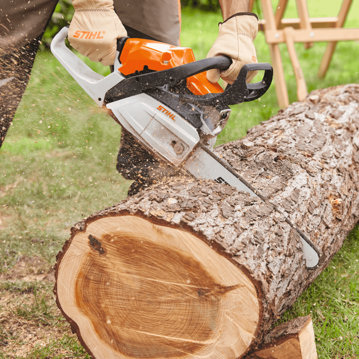 STIHL MS 212 C-BE Tronçonneuse thermique - 40 cm