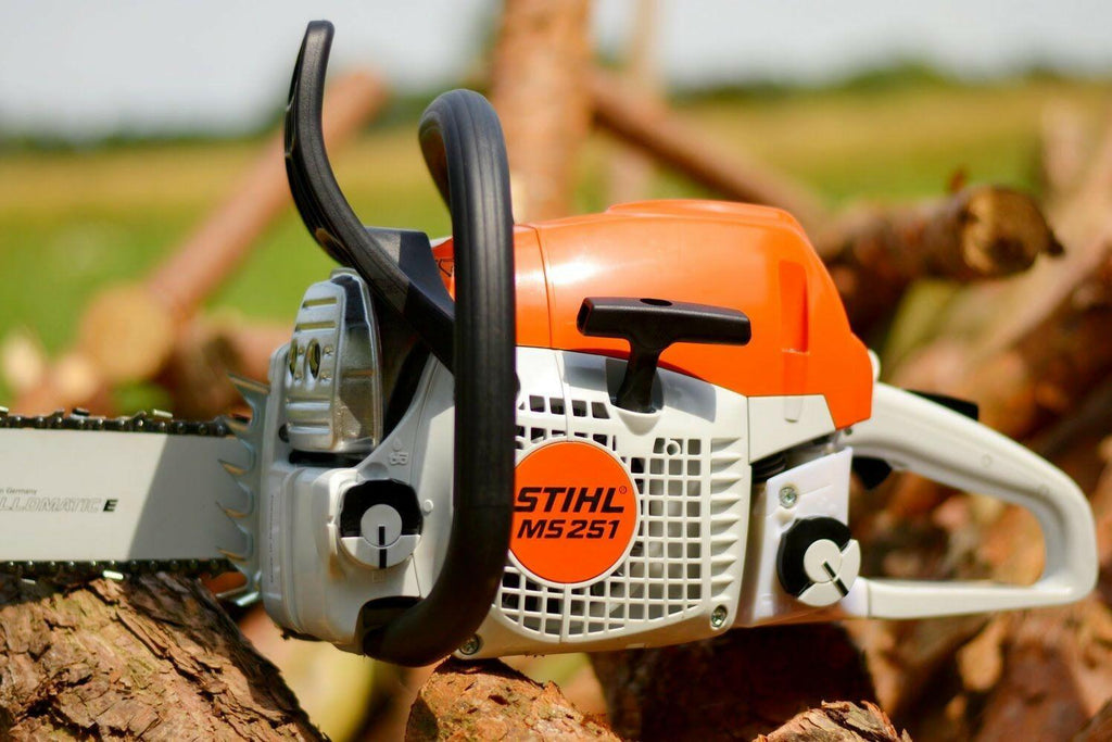 STIHL MS 251 Tronçonneuse thermique - 40 cm