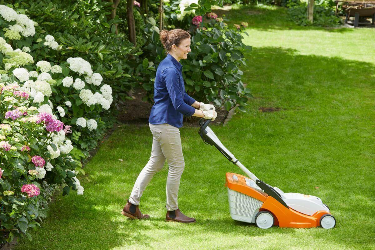 STIHL RMA 239.1 Tondeuse à gazon à batterie - Incl. batterie AK 20 et chargeur