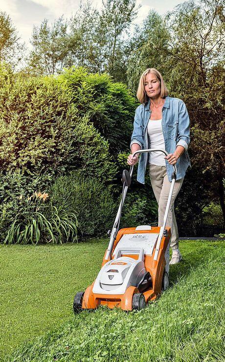 STIHL RMA 239.1 Tondeuse à gazon à batterie - Incl. batterie AK 20 et chargeur