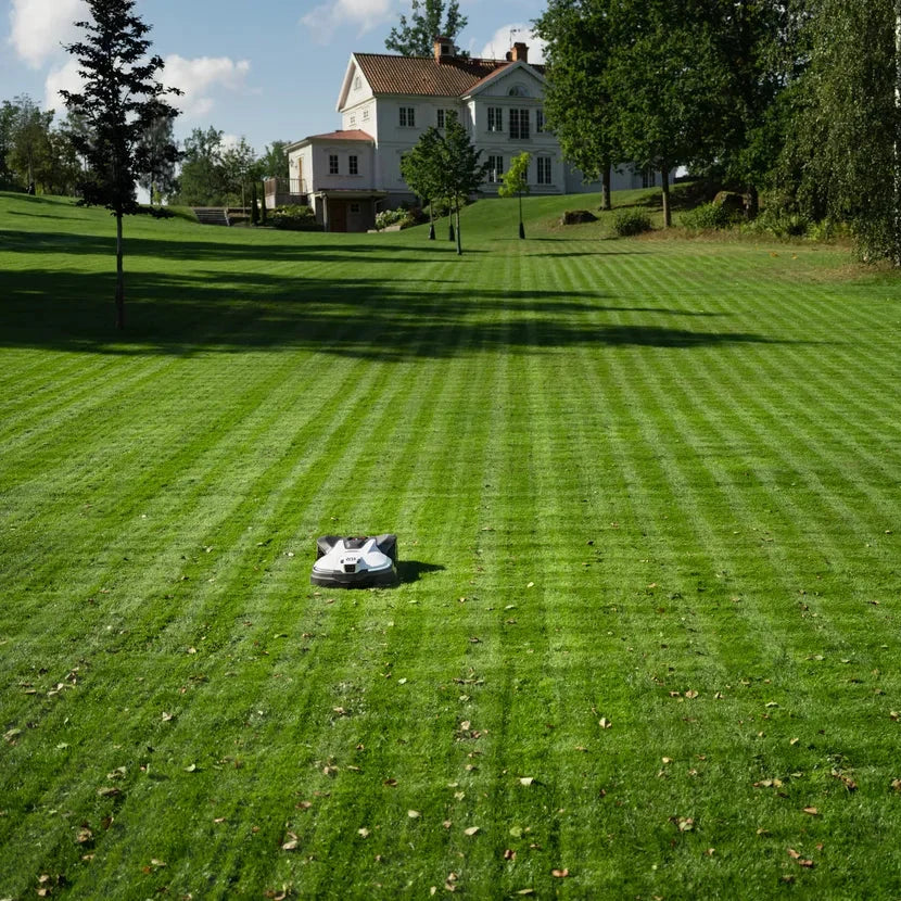 Tondeuse robot Husqvarna Automower® 430V NERA – jusqu’à 4 800 m²